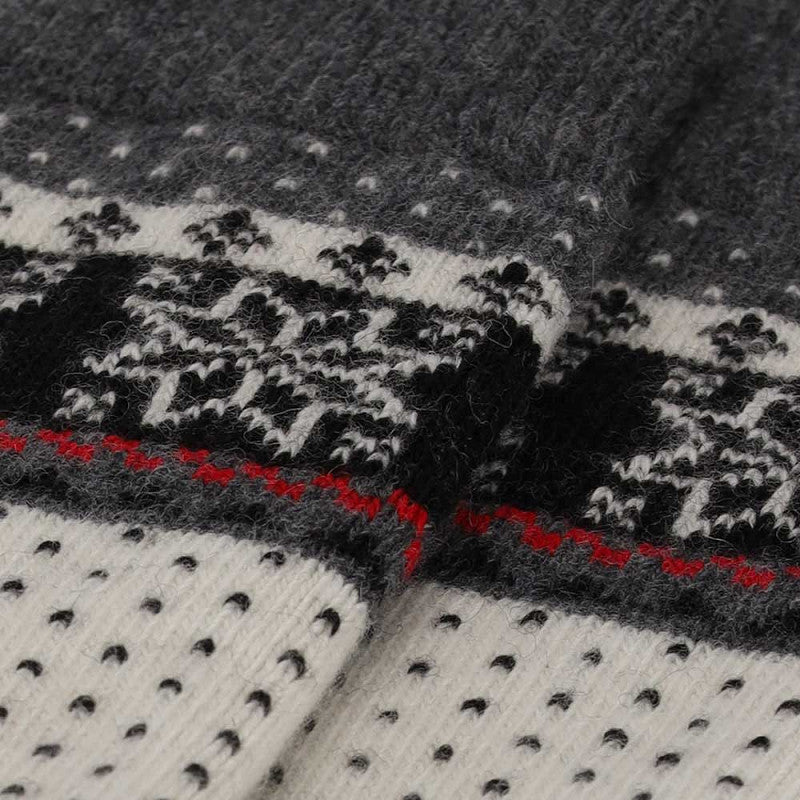 Geschenkbox mit Haussocken für Damen – norwegisches Muster