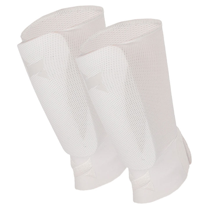 Xtreme - Fußball-Socken + Schienbeinschoner + Knöchelriemen - Schwarz