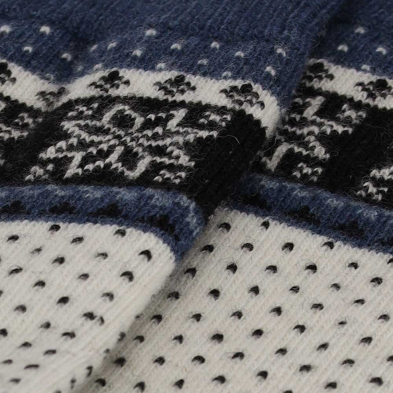 Geschenkbox mit Haussocken für Damen – norwegisches Muster