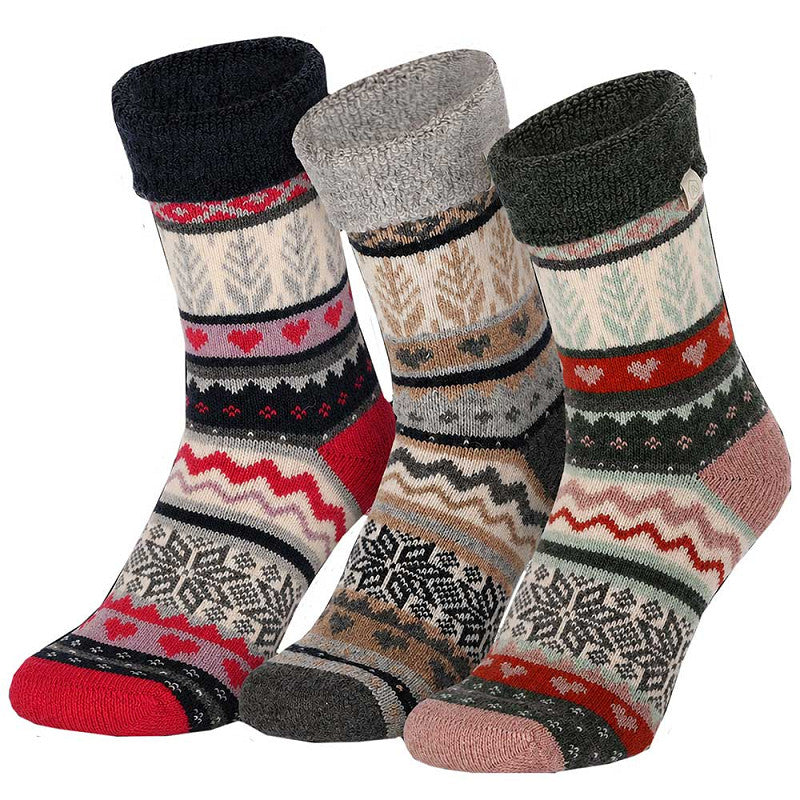 Geschenkbox mit Haussocken für Damen – norwegisches Muster