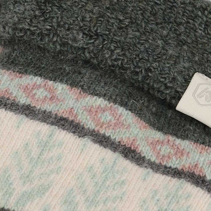 Geschenkbox mit Haussocken für Damen – norwegisches Muster