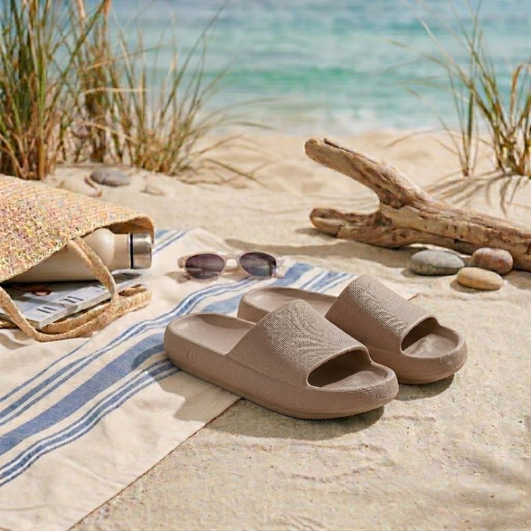 Kapcie damskie - klapki - beżowe