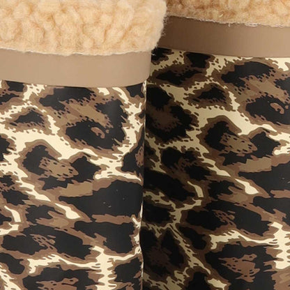 Regenlaarzen kids luipaardprint – XQ Footwear – detail van de luipaardprint en fur rand