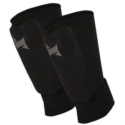 Xtreme - Fußball-Socken + Schienbeinschoner + Knöchelriemen - Schwarz